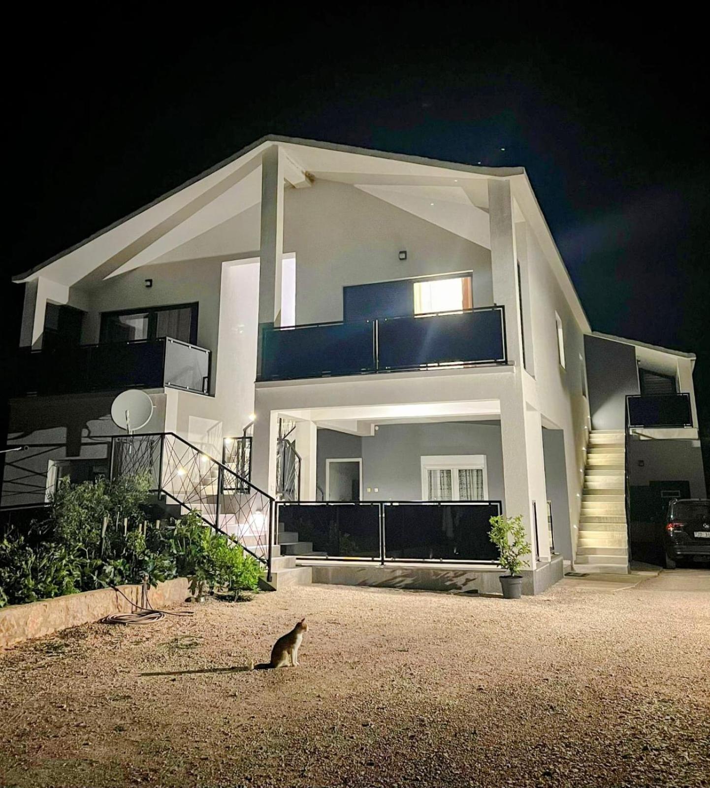 Apartmani Karla Paklenica Starigrad Paklenica Zewnętrze zdjęcie