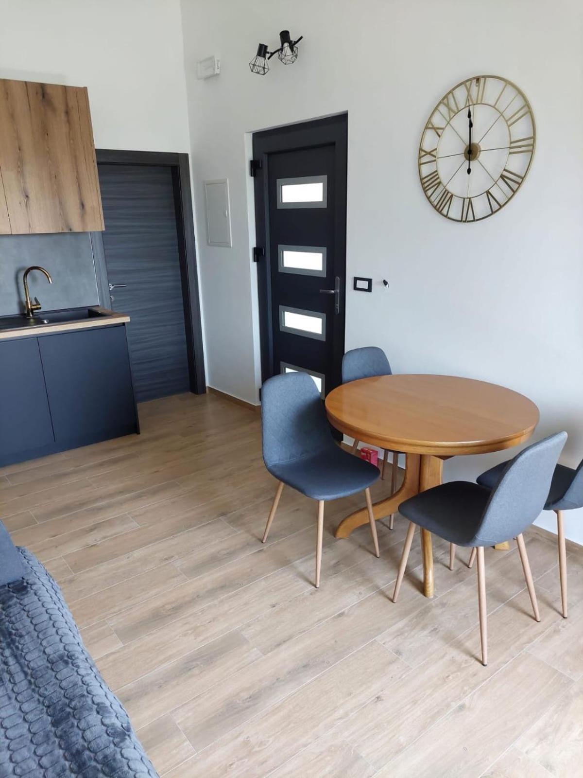 Apartmani Karla Paklenica Starigrad Paklenica Zewnętrze zdjęcie
