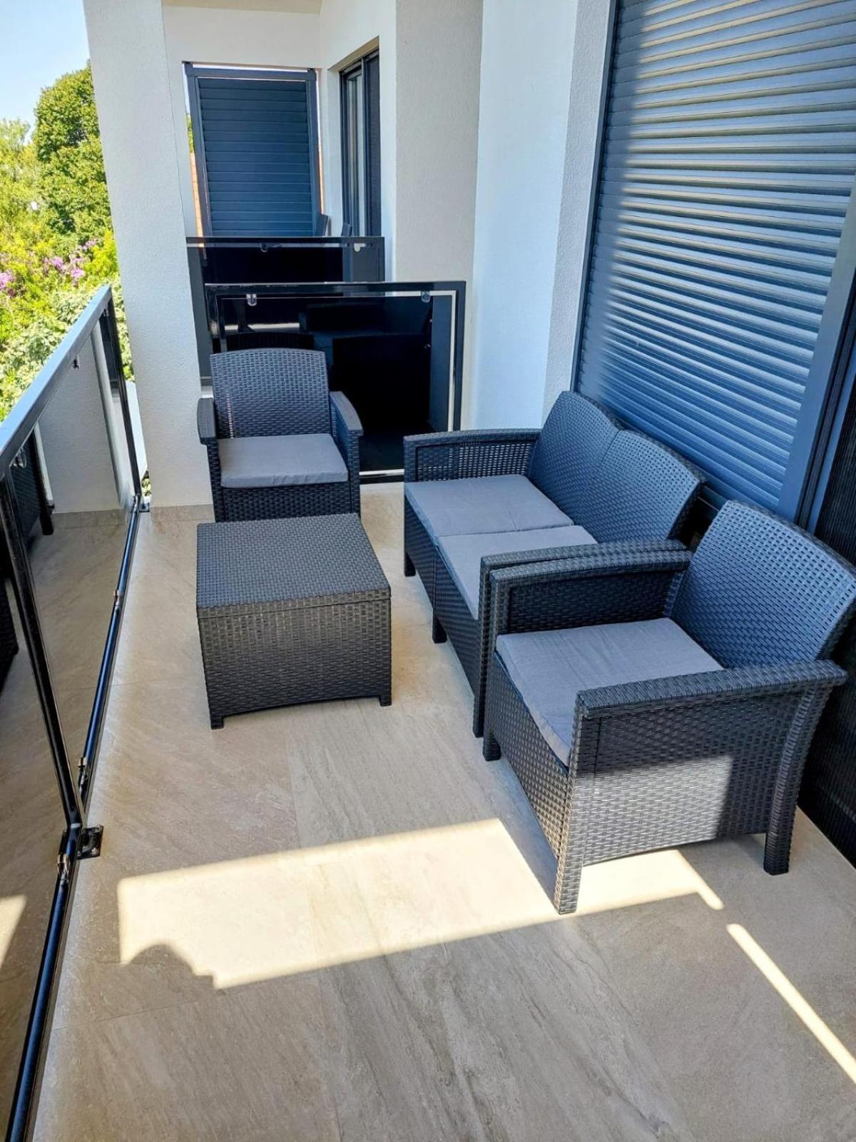 Apartmani Karla Paklenica Starigrad Paklenica Zewnętrze zdjęcie